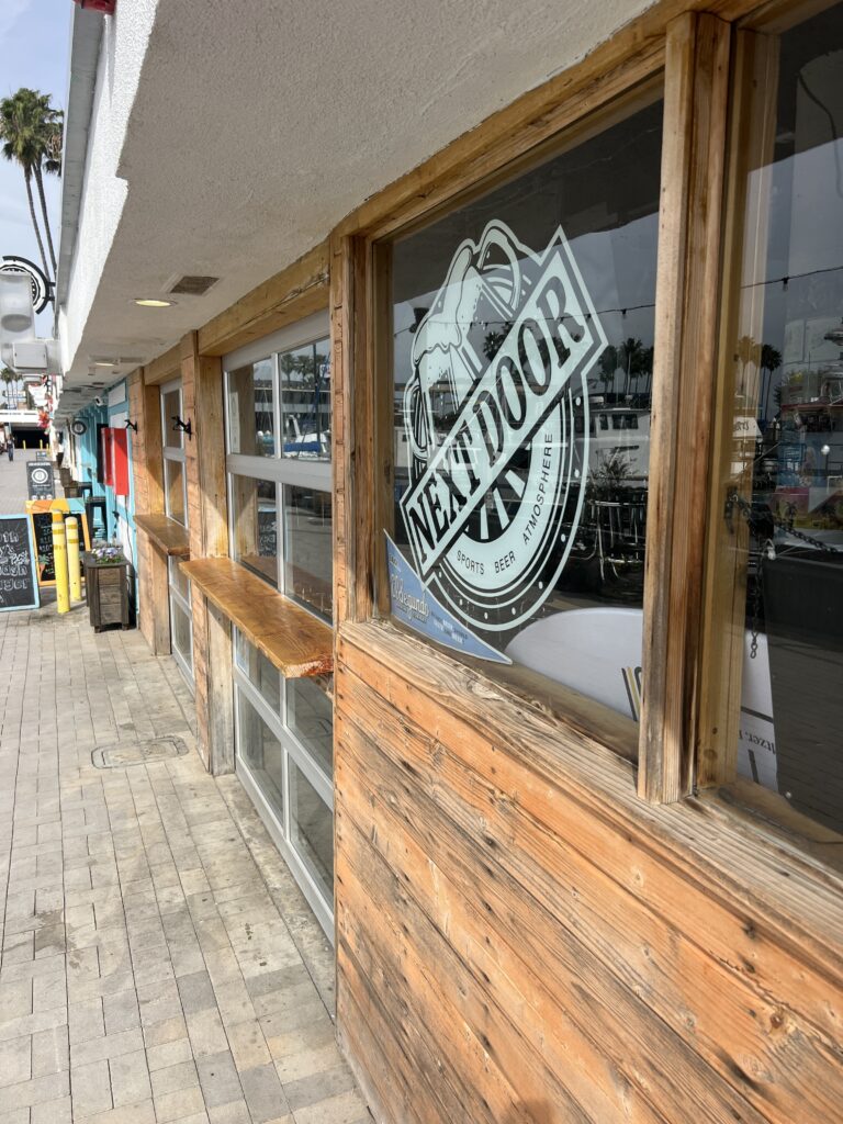 Next Door Bar Redondo Beach — photo 5