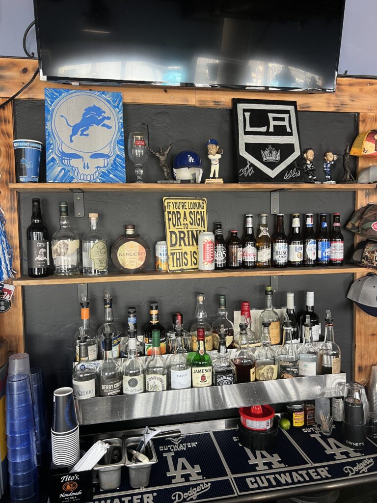 Next Door Bar Redondo Beach — photo 3